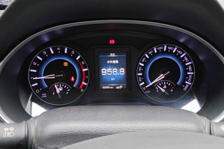 Used Haval H2 2018 1.5T Dual-Clutch Two-Wheel Drive Fashion Model China VI Standard