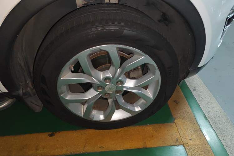 Used Land Rover Discovery Sport 2015 2.0T SE
