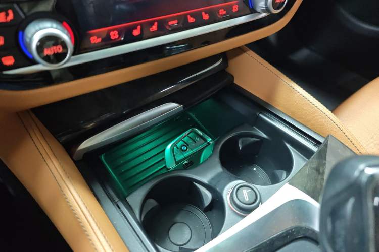 Used BMW 5 Series 2018 530Li Luxury Edition M Sport Package