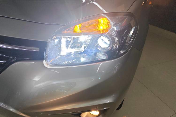 Used Renault Koleos 2014 2.5L 4x4 Comfort Edition
