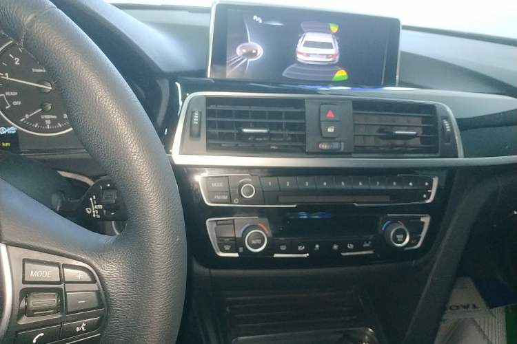 Used BMW 3 Series 2017 318Li Fashion Model