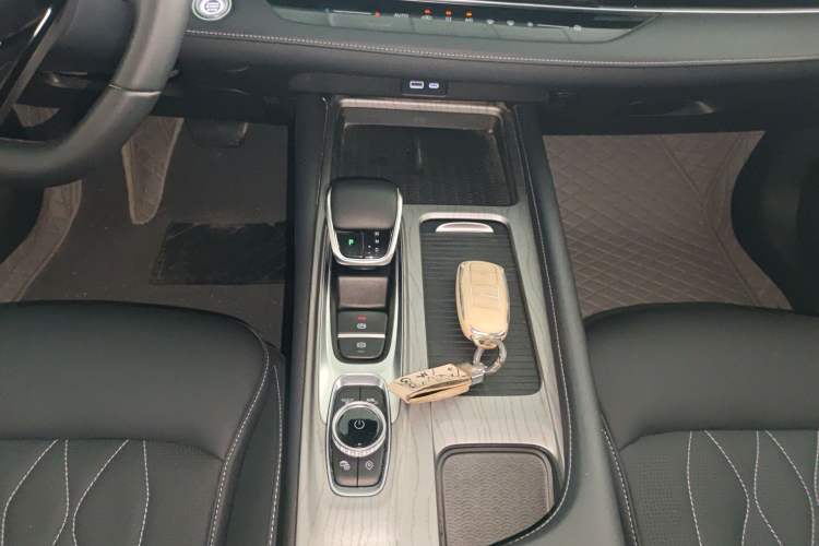 Used Chery Arrizo 8 2022 1.6T DCT Ya Gear Lever