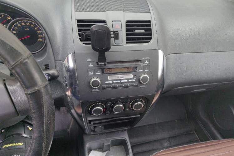 Used Suzuki SX4 2013 1.6L Manual CoolRide Model Audio And AC Panel