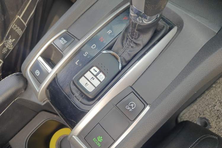 Used Honda Civic 2016 220TURBO CVT Luxury Edition Vehicle Key