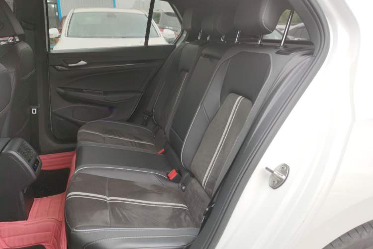 Used Volkswagen Golf 2023 280TSI DSG R-Line Lite Left Rear Seat