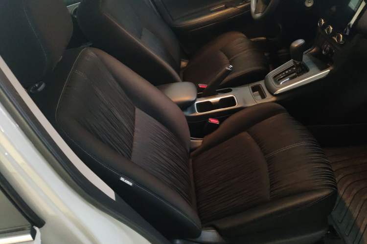 Used Nissan Sylphy 2024 Classic 1.6XE CVT Comfort Edition Right Front Seat