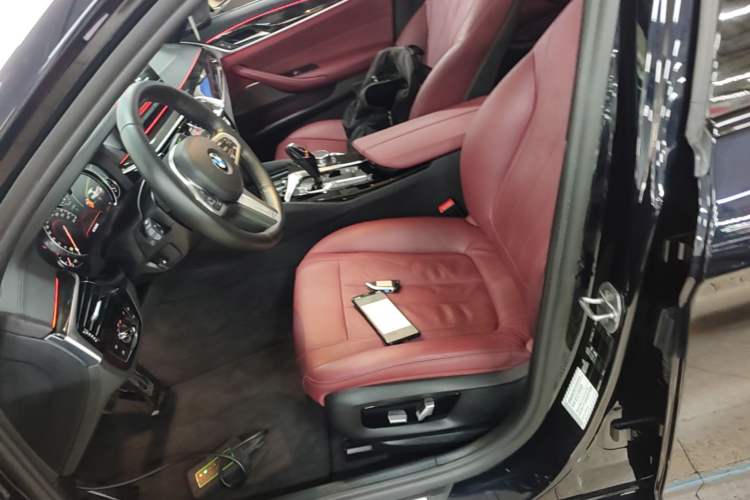 Used BMW 5 Series 2018 Restyled 530Li Luxury Edition M Sport Package
