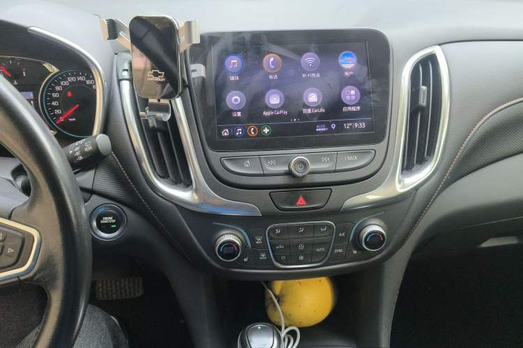 Used Chevrolet Equinox 2019 535T Automatic YuJie Edition China VI Audio And AC Panel