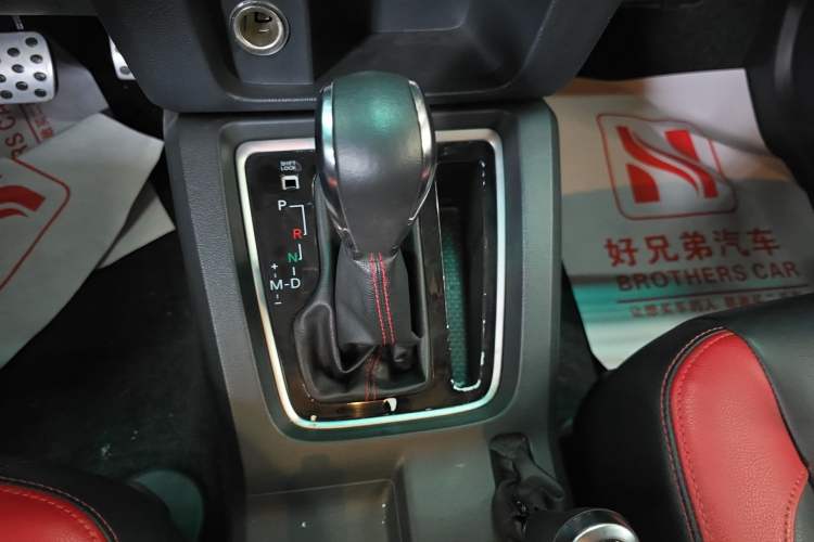 Used BAIC Off-Road BJ40 2017 40L 2.3T Automatic All-Wheel Drive Ring of the Tower Champion Edition