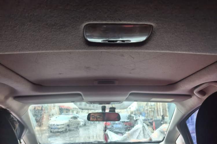 Used Honda Fit 2016 1.5L SES CVT Fashion Sunroof Edition Headliner