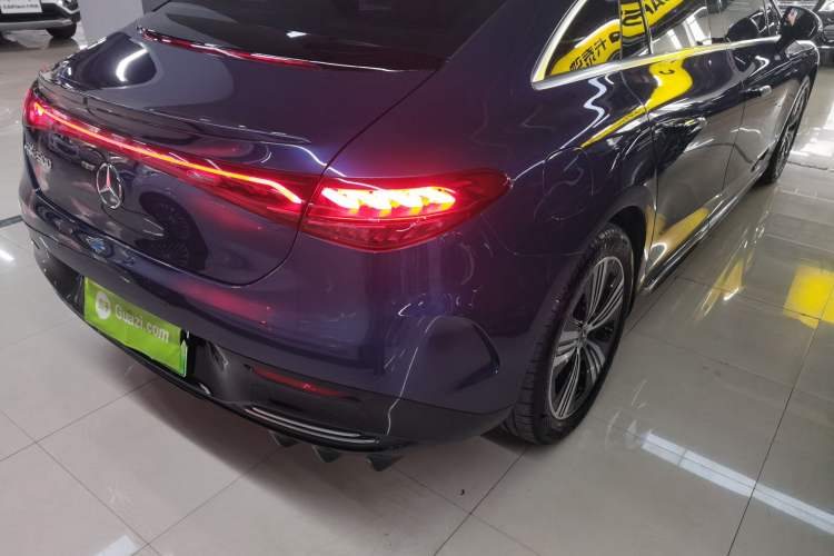 Used Mercedes-Benz EQE 2022 350 Luxury Edition Exterior 3