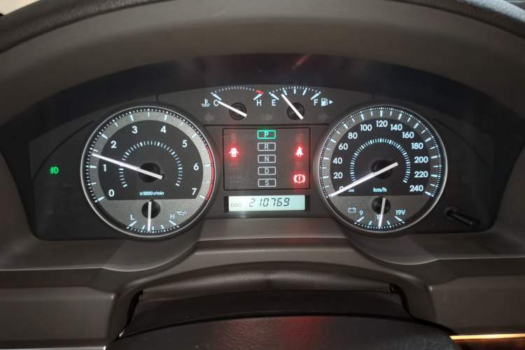 Used Toyota Land Cruiser 2010 4.0L Automatic VX
