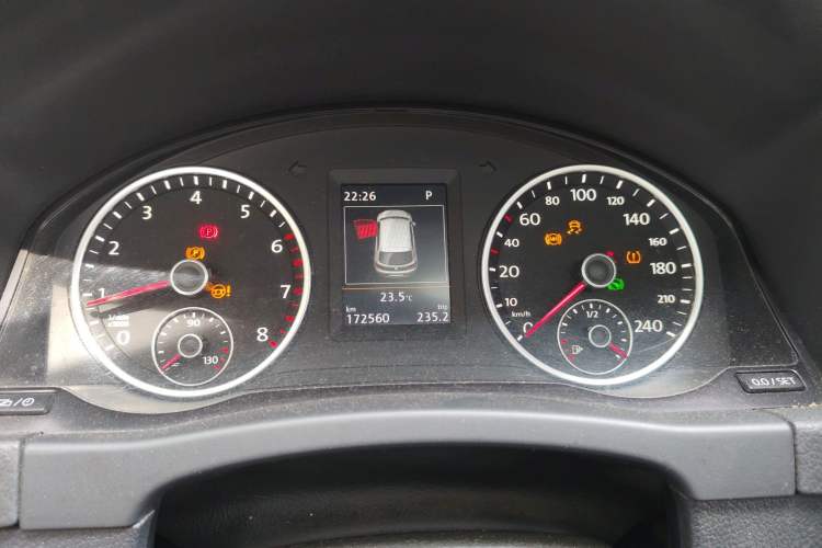 Used Volkswagen Tiguan 2016 300TSI Automatic Two-Wheel Drive Luxury Edition Instrument Cluster