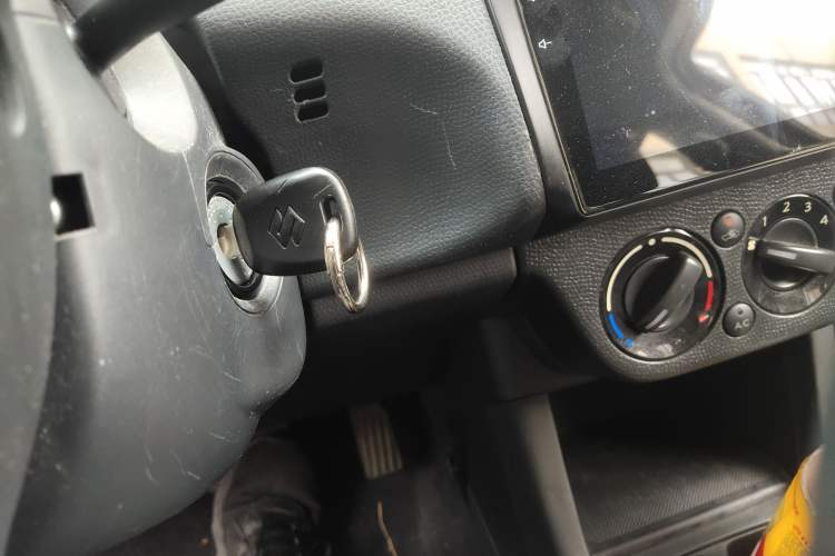 Used Suzuki Swift 2016 1.5L Automatic Fashionable Coolplay Edition