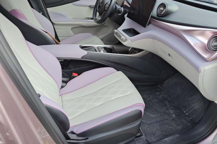 Used BYD Dolphin 2023 420 km Free Version
