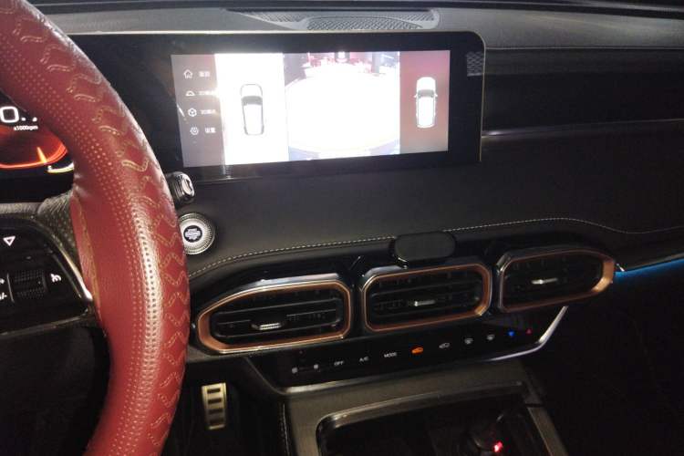 Used JETOUR X70 PLUS 2021 1.5T DCT Mountain 7-Seater
