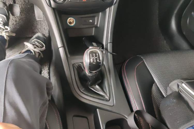 Used Chery Arrizo 5 2016 1.5L Manual Lingchao Edition
