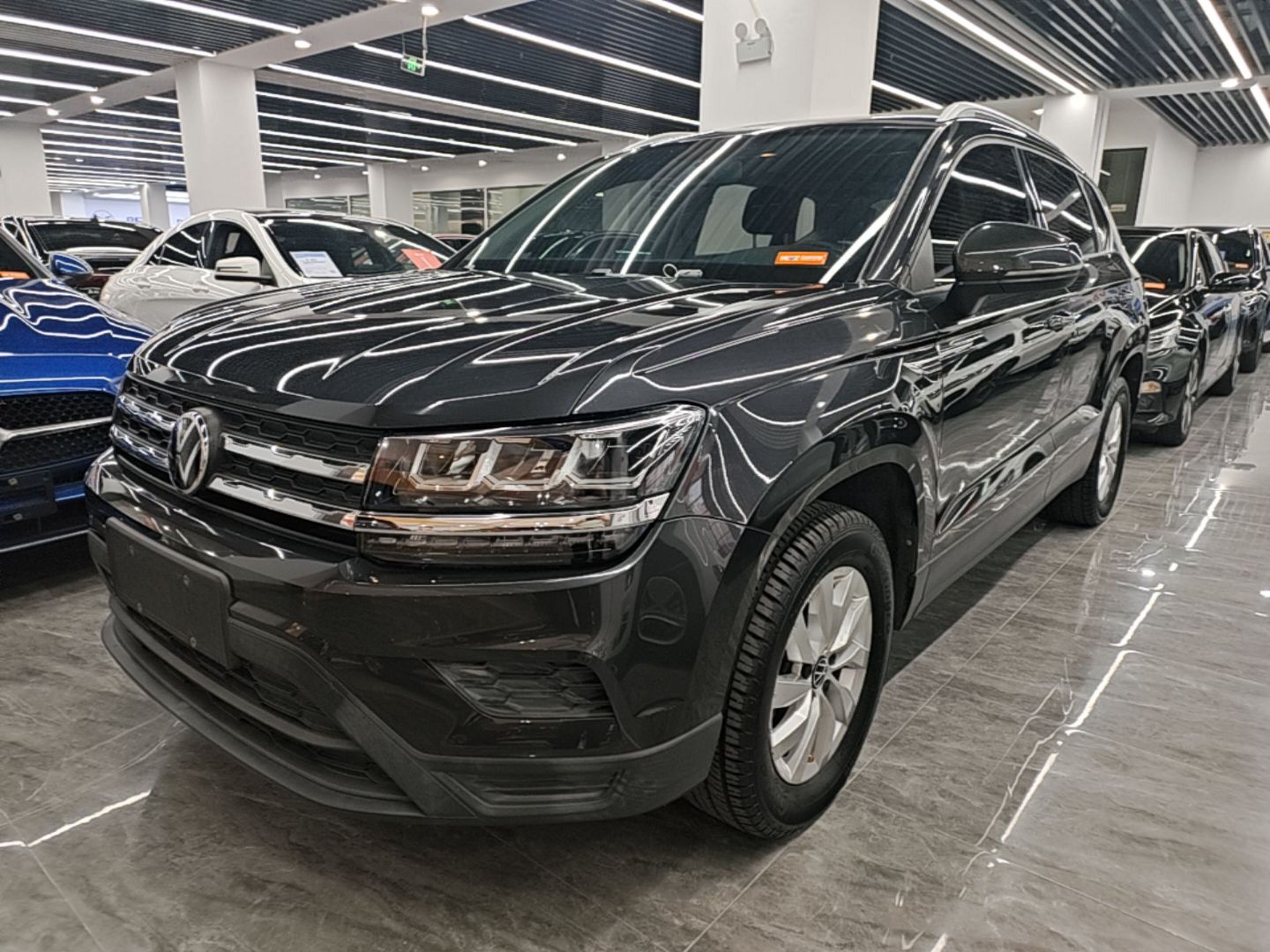 Sous le capot