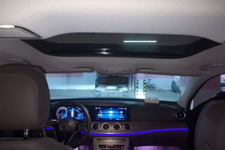 Used Mercedes-Benz E-Class 2021 Facelift E 300 L Stylish Edition Headliner