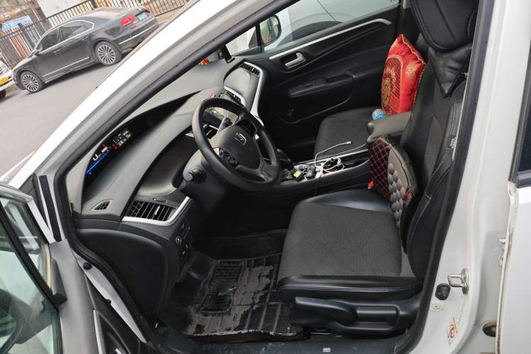 Used Honda Jade 2014 1.8L Automatic Comfort Elite Version 5 Seats Left Front Seat