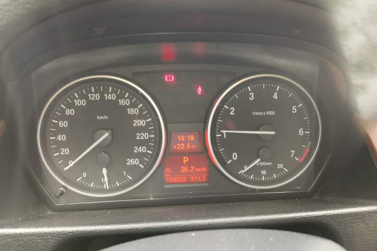 Used BMW X1 2015 sDrive18i Leading Edition Instrument Cluster