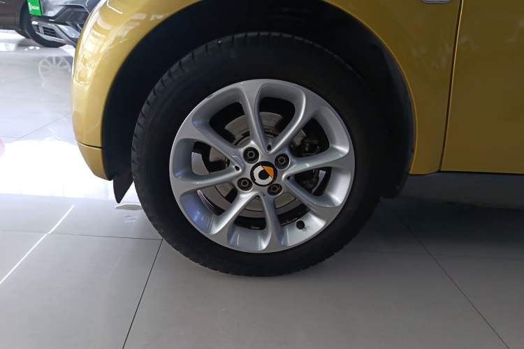 Used smart fortwo 2018 1.0L 52kW Hardtop Dynamic Version China V Exterior 4