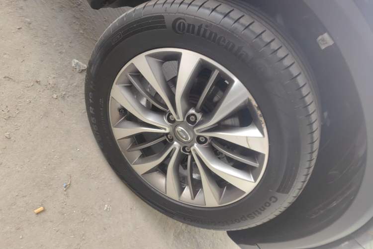 Used GAC Trumpchi GS8 2017 320T Two-Wheel Drive Luxury Smart Connectivity Version (7 Seats)