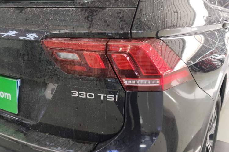 Used Volkswagen Tiguan L 2020 330TSI Automatic Two-Wheel Drive Panoramic Comfort Edition China VI Standard Exterior 3