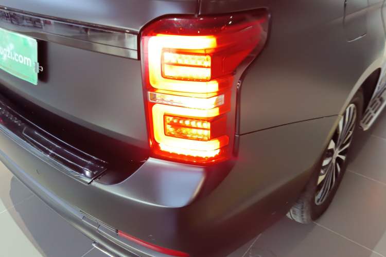 Used BAIC Off-Road BJ90 2021 3.0T Zhenrong Edition Exterior 3