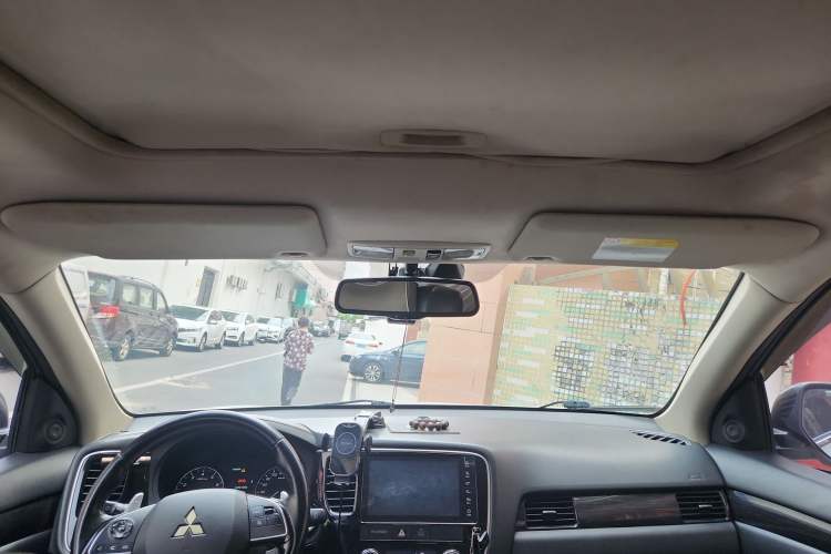 Used Mitsubishi Outlander 2016 2.4L 4x4 Elite Edition 5 Seats