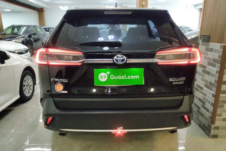 Used Toyota Wildlander 2023 Dual-Motor 2.5L E-CVT Two-Wheel Drive Luxury PLUS Edition
