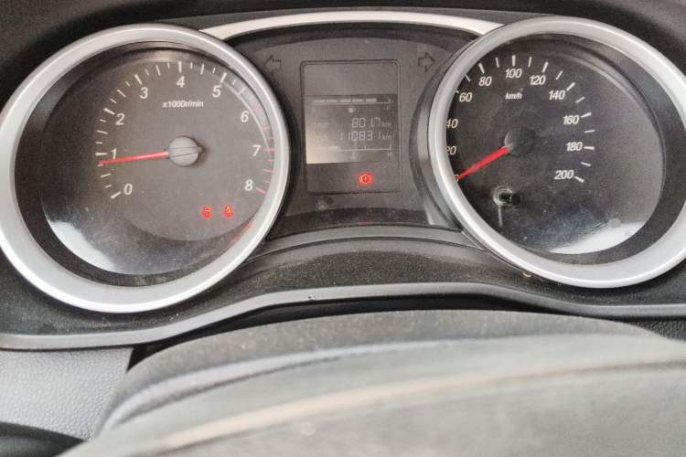 Used Wuling Hongguang S3 2019 1.5L Manual Standard Version China VI Standard Instrument Cluster