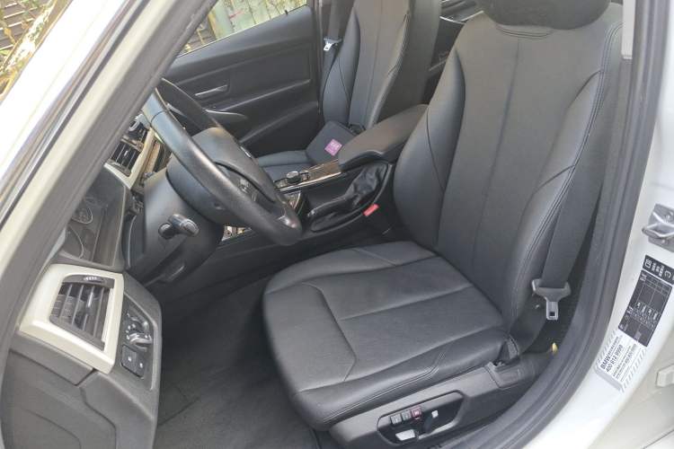 Used BMW 3 Series 2014 320Li Fashion Model