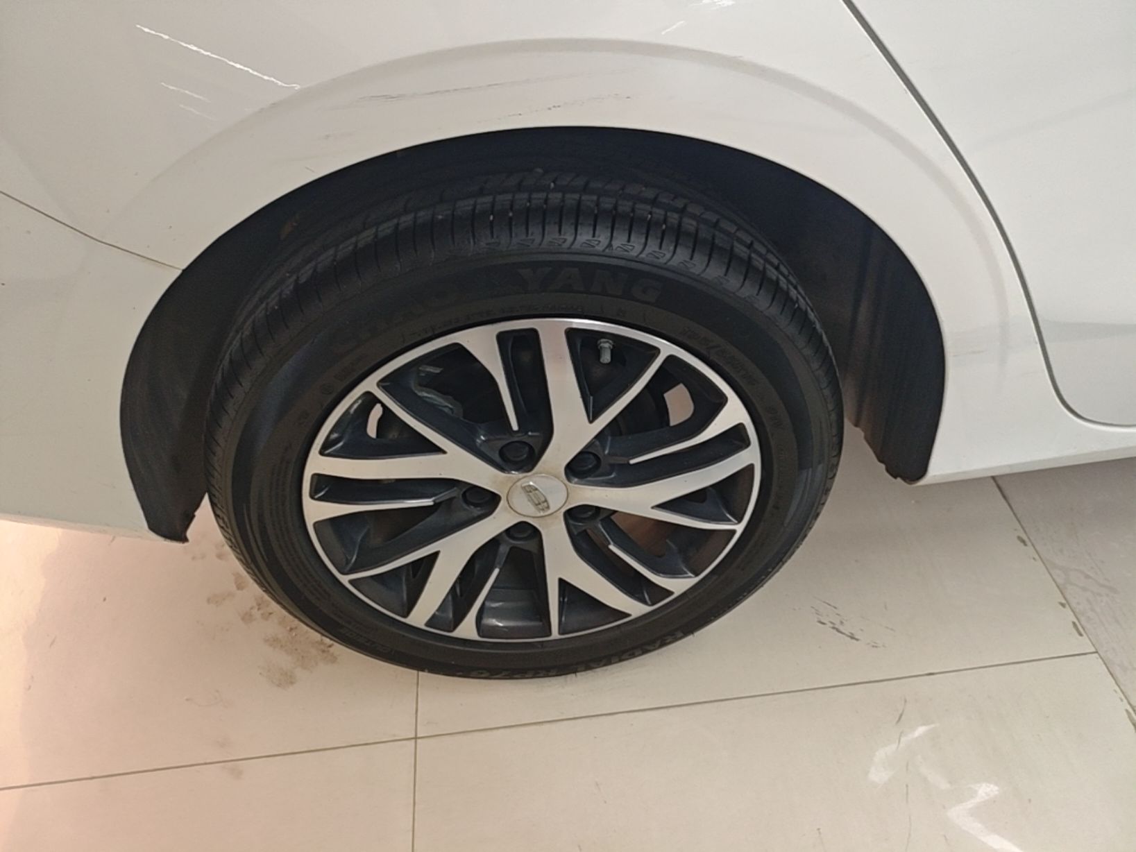 Geely Auto Emgrand 2023 4th Generation Champion Edition 1.5L CVT Luxury Model — снимка 11
