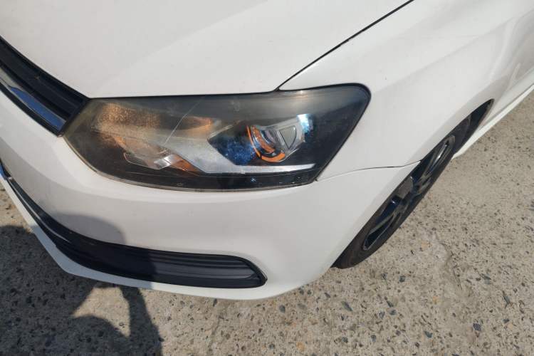 Used Volkswagen Polo 2014 1.4L Manual Fashion Edition
