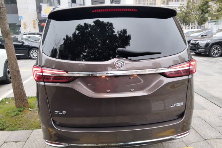 Used Buick GL8 2023 Facelifted Land Cruiser Executive Luxury Version