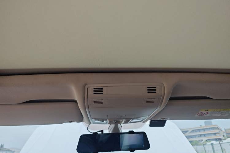 Used Volkswagen Tayron 2021 330TSI Two-Wheel Drive Luxury Smart Connectivity Version
