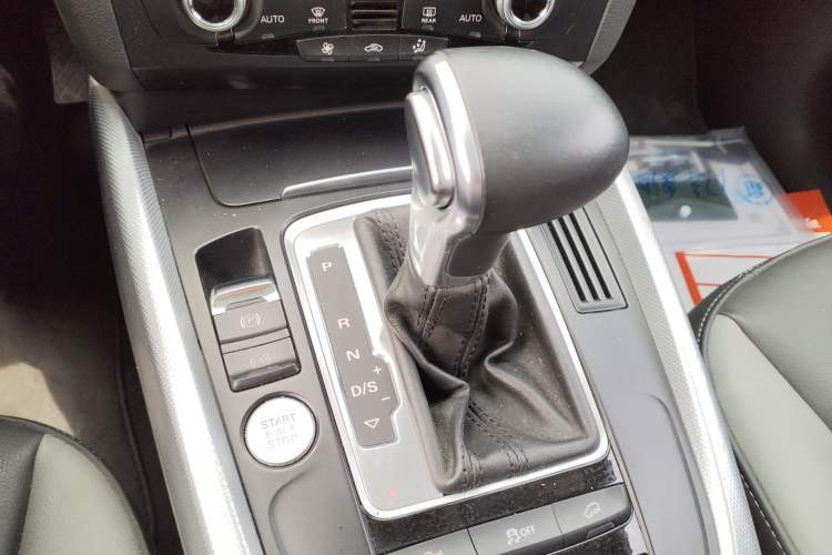 Used Audi Q5 2017 Plus 40 TFSI Technology Model