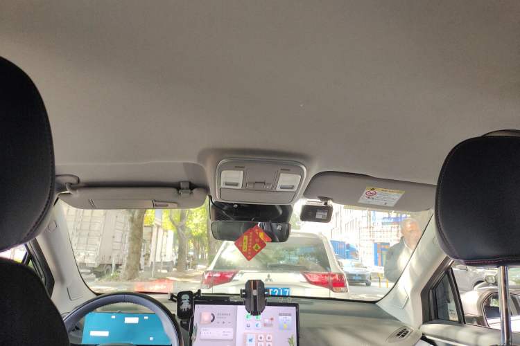 Used Geometry M6 2022 580 New Le Xinying Headliner