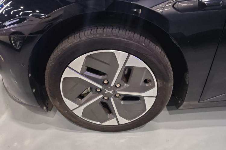 Used XPeng MONA M03 2024 515 Long-Range Left Front Wheel Hub