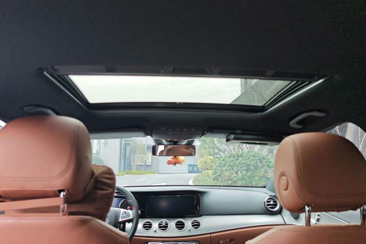 Used Mercedes-Benz E-Class 2017 E 200 Sport