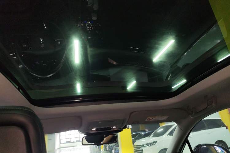 Used Lincoln Corsair 2022 2.0T Two-Wheel Drive Deluxe Edition Headliner