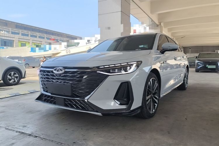 Używany Chery Arrizo 8 2023 High-Performance Edition 2.0T DCT Powerfully Equipped