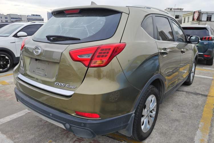 Used GAC Trumpchi GS5 Super 2015 2.0L Automatic Two-Wheel Drive Elite Edition Exterior 5