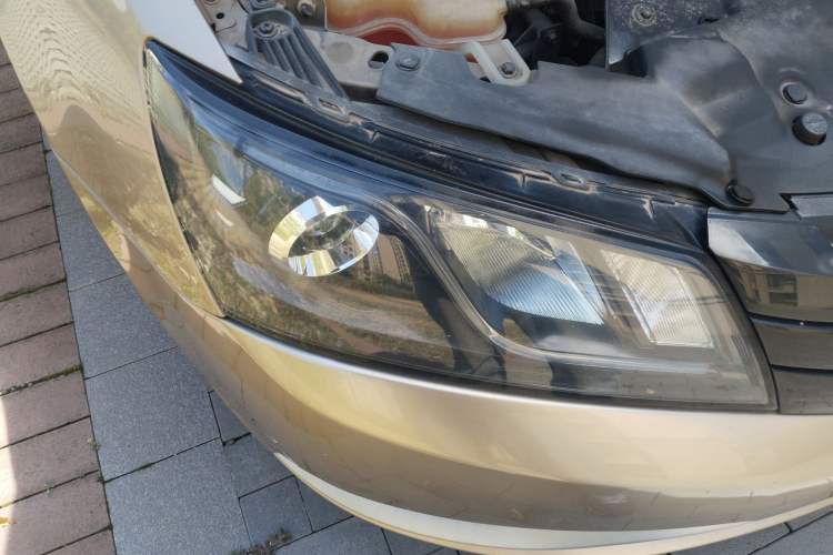 Used Geely Auto Emgrand 2014 Sedan 1.3T CVT Prestige Model
