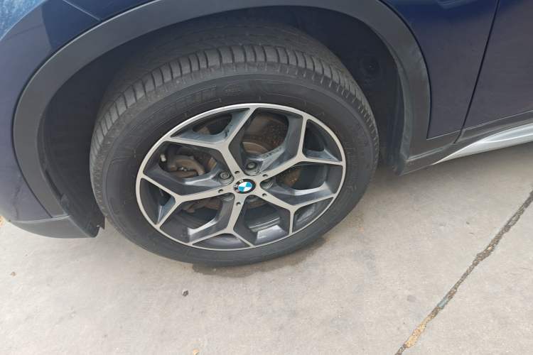 Used BMW X1 2018 xDrive20Li Luxury Edition Exterior 4