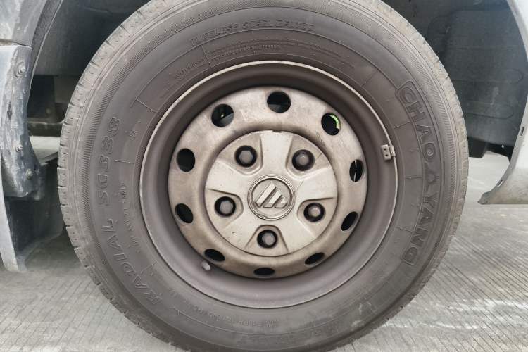 Used Foton Toano 2017 2.5T Restyled E Commercial Version Short Wheelbase 4J25TC3
