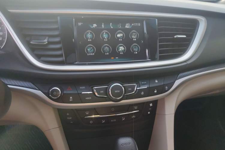 Used Buick GT 2019 15T Dual-Clutch Connected Elite Model China VI Audio And AC Panel