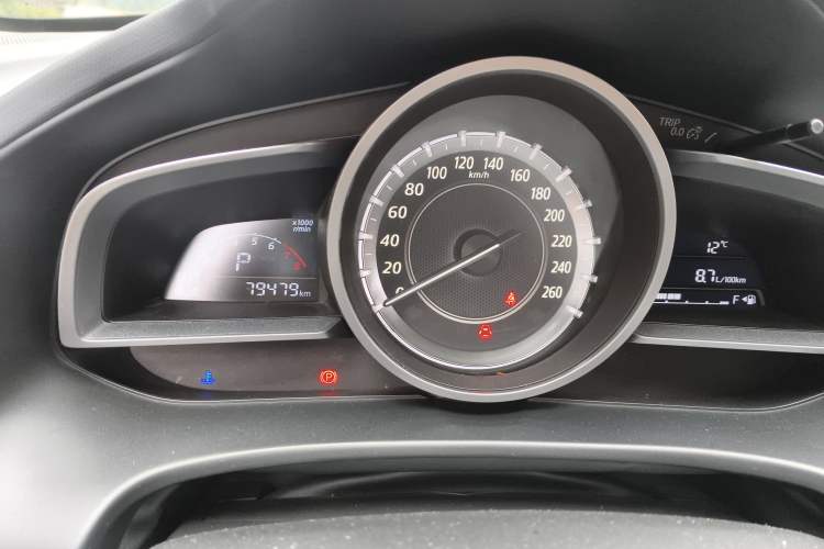 Used Mazda CX-4 2016 2.0L Automatic 2WD Blue Sky Dynamic Leather Edition
