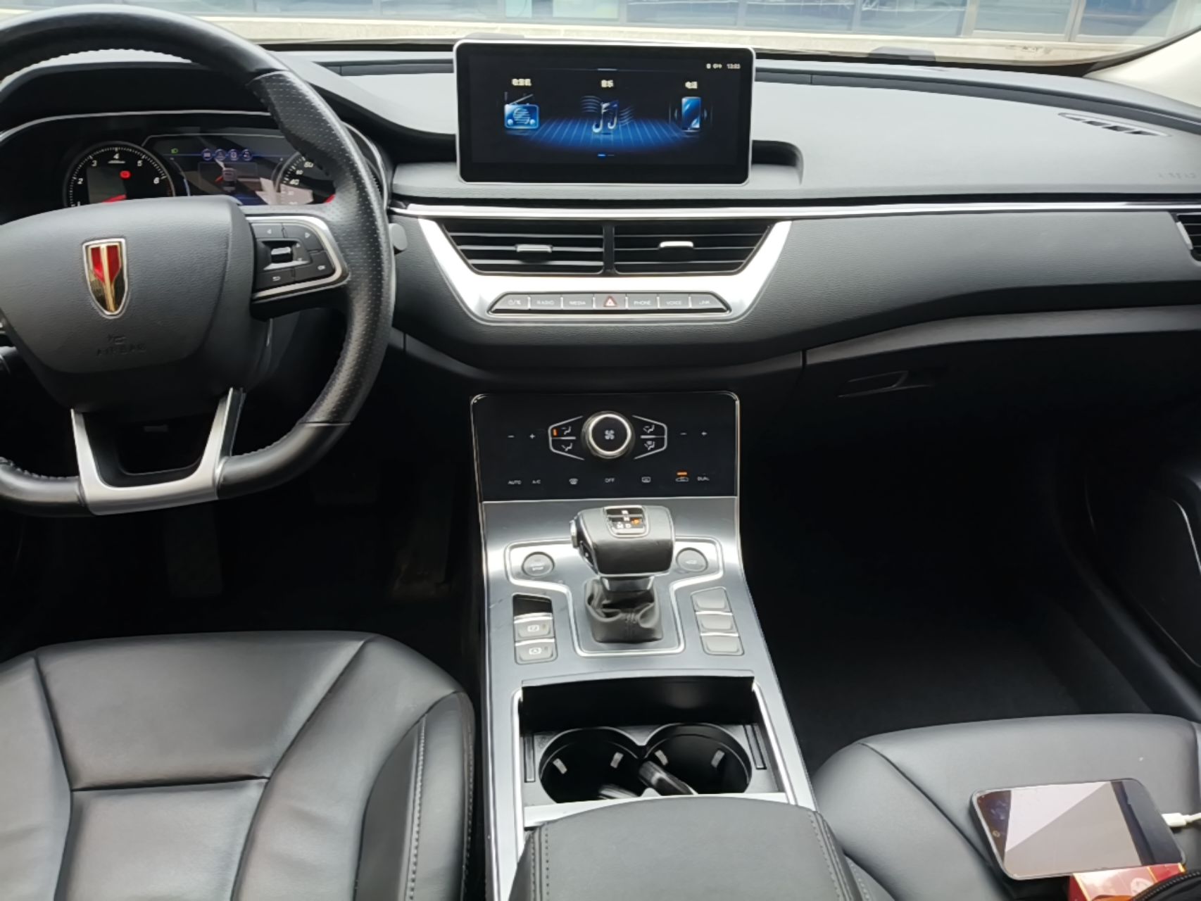 Hongqi H5 2022 Classic Model Facelift 1.5T DCT Qiyun Edition — снимка 15